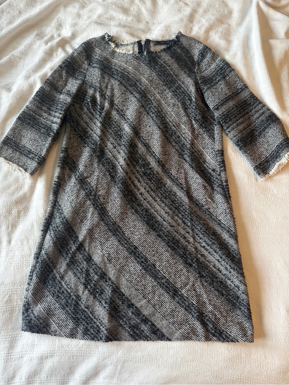 Zara Gray & Black Diagonal Pattern Knit Dress